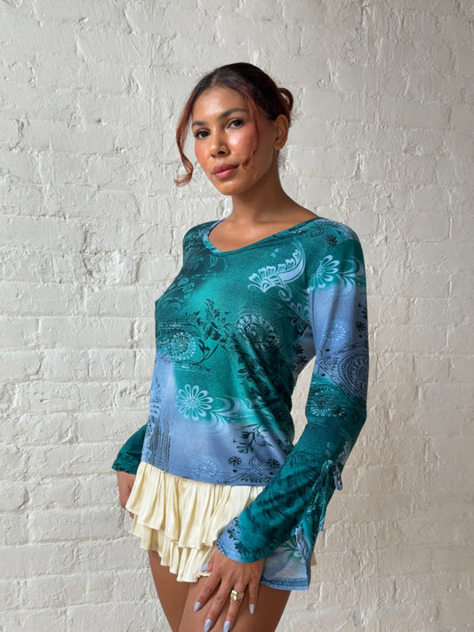 2000s Blue & Green Fairycore Flare Sleeve Top