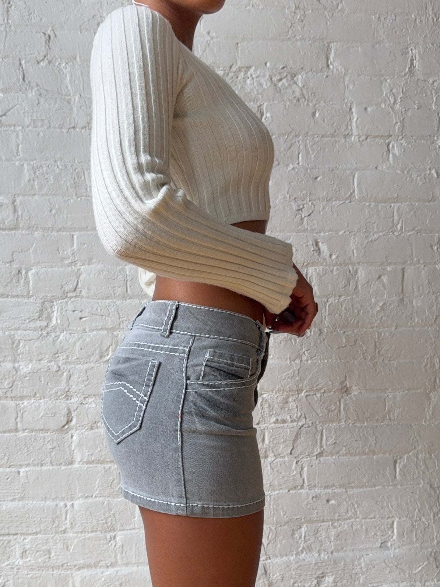 Vintage Y2K Grey Contrast Stitch Low Rise Mini Skirt